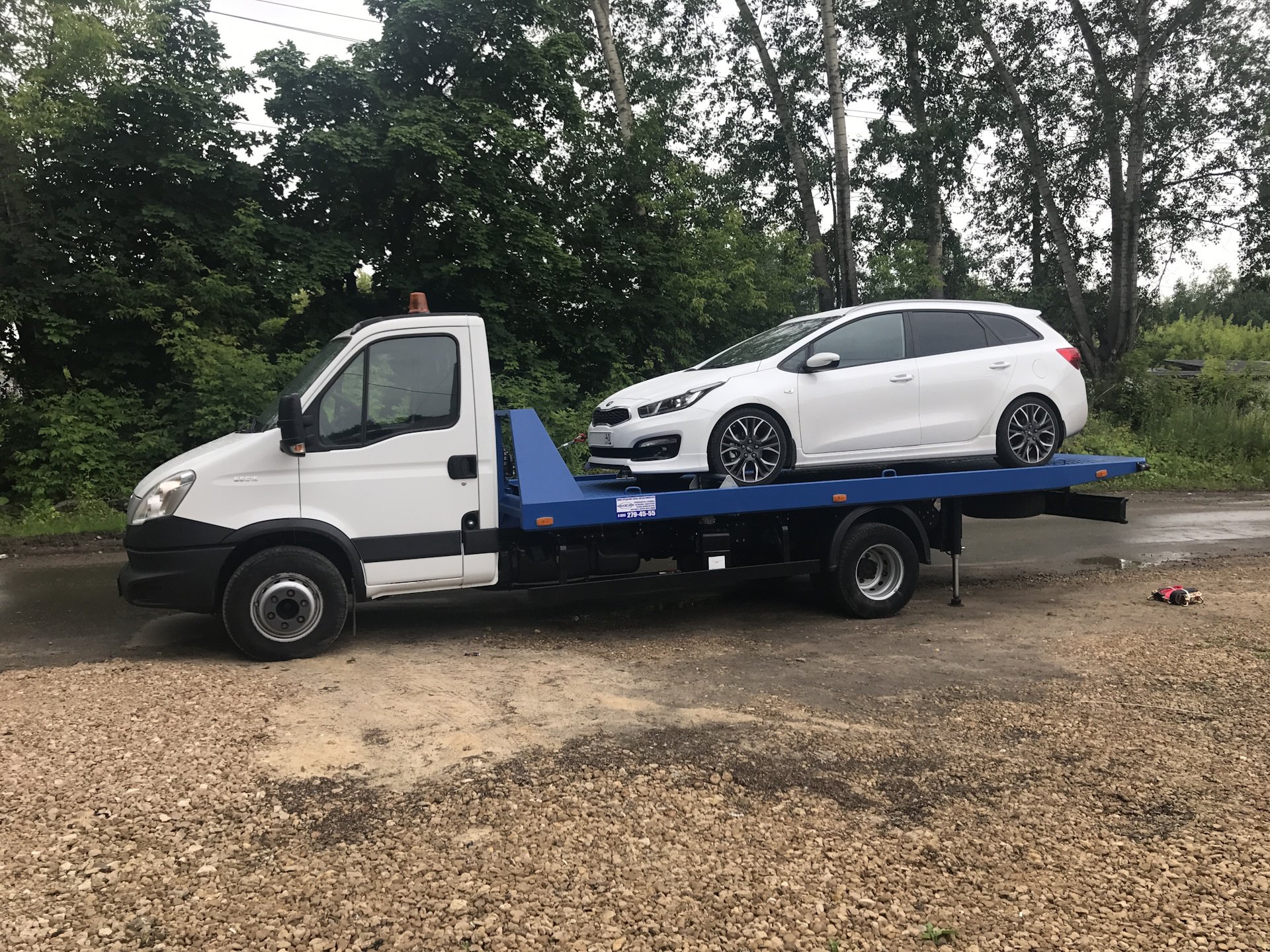 1642129174_8-drikus-club-p-evakuator-iveco-tekhnika-krasivo-foto-8